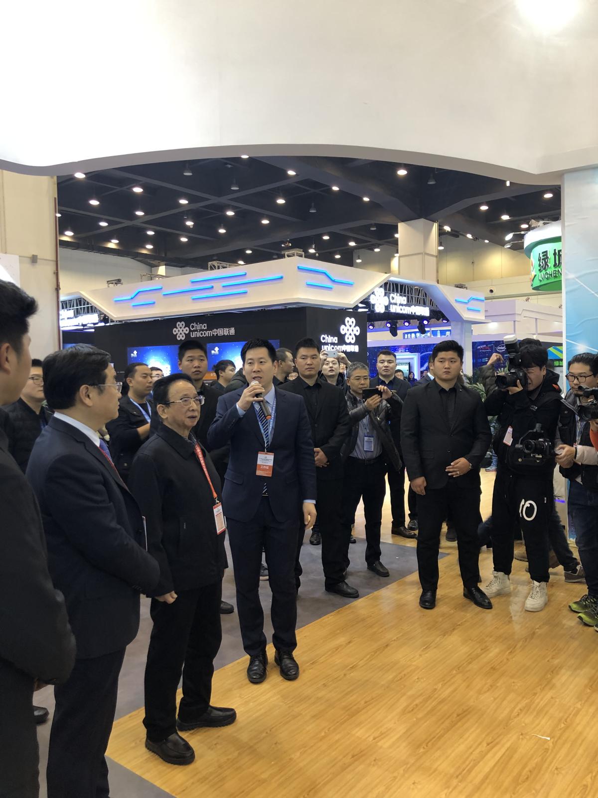 06交通部原副部长、郑州市市长03.jpg 06交通部原副部长、郑州市市长03.jpg