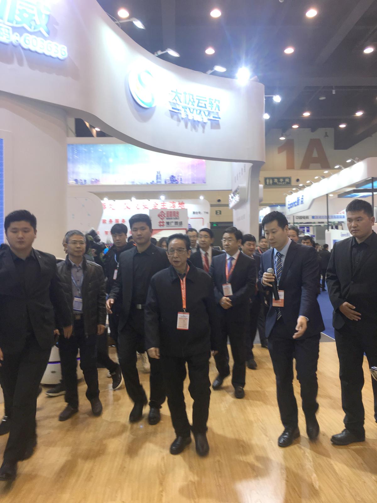 07交通部原副部长、郑州市市长01.jpg 07交通部原副部长、郑州市市长01.jpg